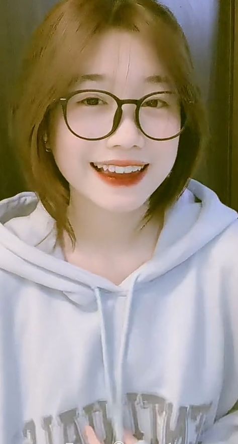 发光的现代史在线观看